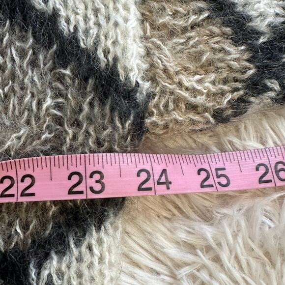 Outback Red loose knitted mohair blend long sleeve oversized cardigan Sz L - Picture 7 of 8